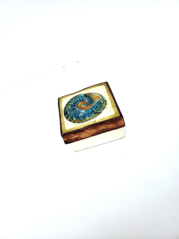 Vintage mother of pearl jewelry box,