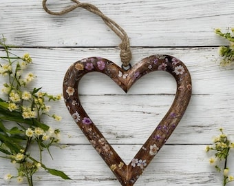 Vintage charm floral wood hanging heart, handcrafted rustic decor