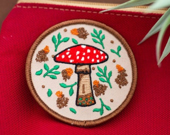 Red mushroom iron-on patch - Beige background