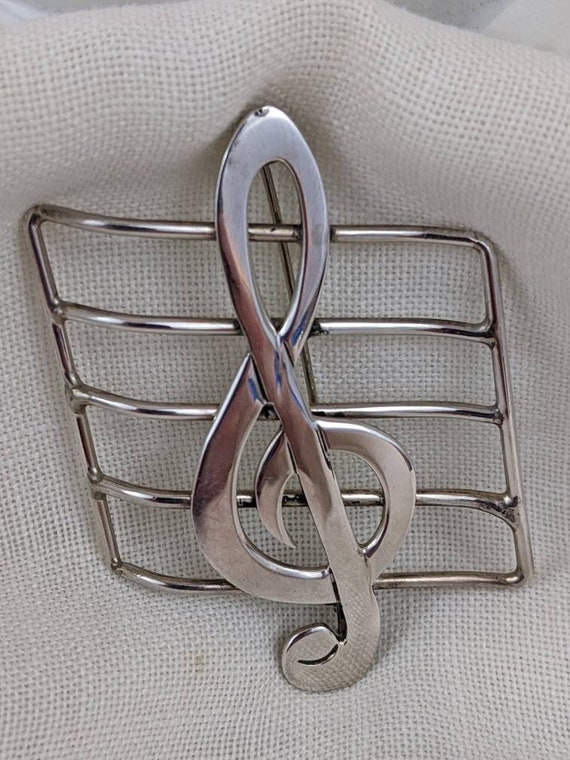 Sterling silver music/clef pin