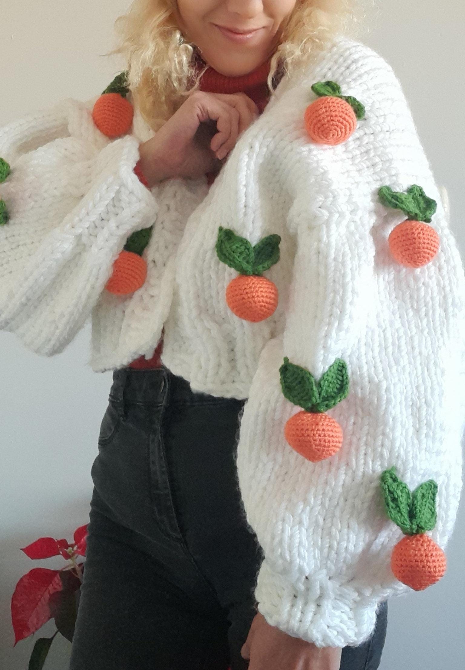 ハンドメイド刺繍オレンジニットカーディガン - 柔らかくて太い