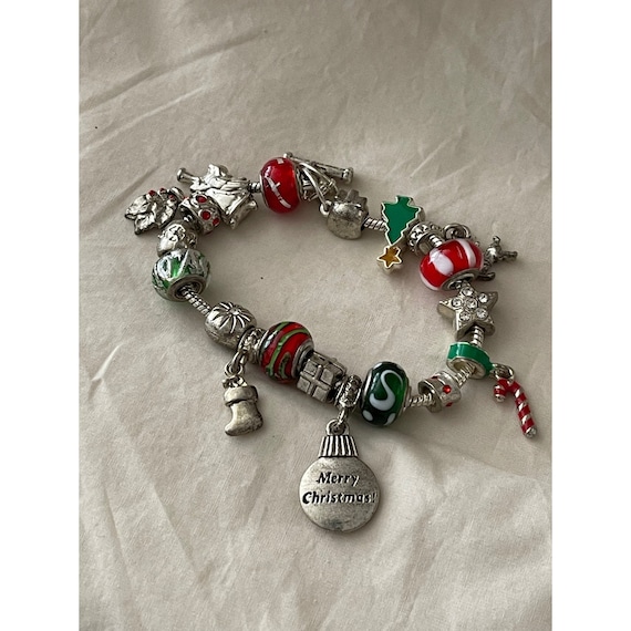 Vintage Silver Tone December "Merry Christmas" Cha