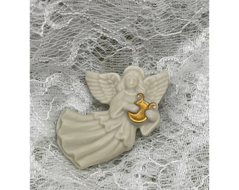 Vintage Lenox Angel Playing Golden Harp Porcelain Pin