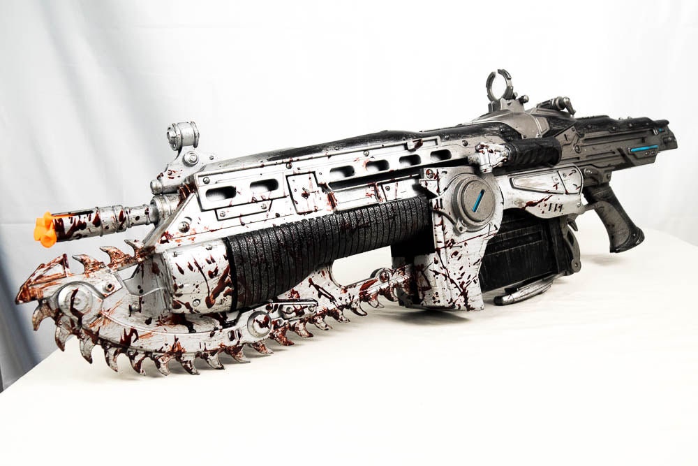 NEW! Gears Of War 3 Bloody Retro Lancer Replica Gun 1:1 Prop Life Size GOW  Epic