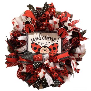 Ladybug wreath, Welcome wreath, Welcome door hanger, Ladybug decor, Welcome Ladybug wreath, Summer Ladybug wreath, Spring Ladybug wreath