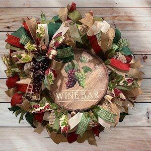 Wine wreath,Wine Cork decor,Wine Cellar wreath,Tuscan wine wreath,Cork wreath,Cork decor,Rustic wine wreath,Wine Cork wreath,Wine Bar wreath