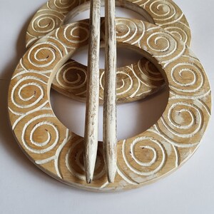 1 par de broche de madera espaldas de corbata de cortina | Etsy