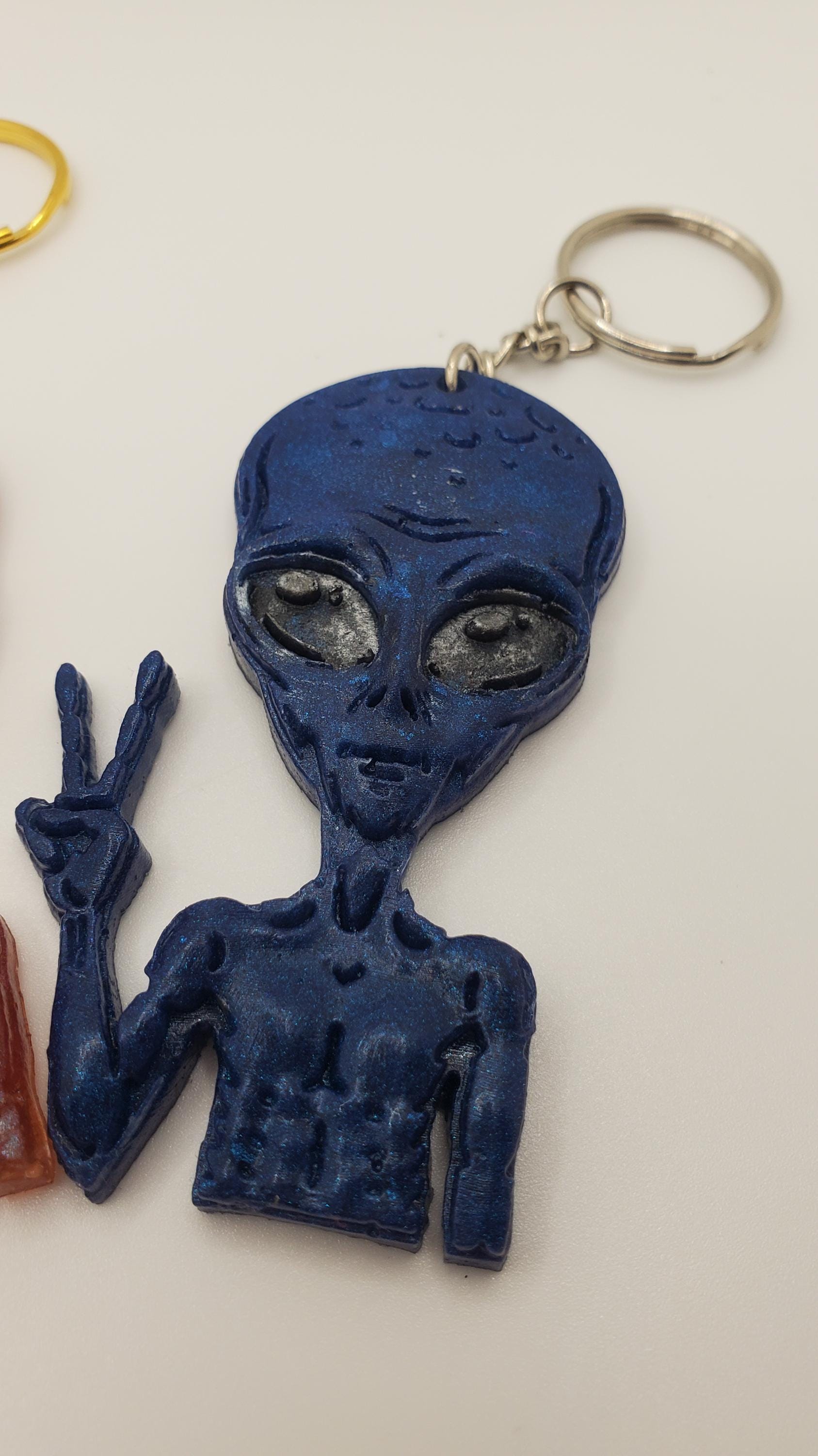 Personalized Alien Resin Keychain / Custom / Personalized Keychain ...