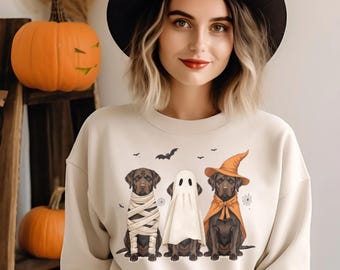 Koszulka z labradorem czekoladowym na Halloween z psem PNG Koszulka z labradorem czekoladowym w kostiumie Koszulka na Halloween z nadrukiem PNG Koszulka z psem do pobrania cyfrowego
