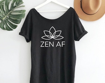 Zen AF Slouchy graphic Tee top yoga primavera relax camicia con spalle scoperte S-3X Mindfulness