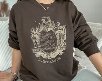 Dark Academia Sweatshirt Dark Academia Clothing Book lover Shirt Statue Shirt Bookish Shirt Light Academia Aesthetic Greek Latin Shirt Black