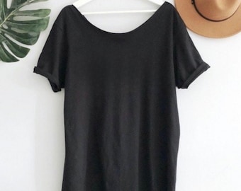 Off shoulder t shirt Concert Tee Off Shoulder S-5X Tee, Grunge Shirt,  tee short sleeve, Bohemian shirts, Slouchy Festival Shirt