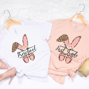 Kundenspezifisches Osterhasen-Hemd Kundenspezifisches Oster-T-Stück Gruppe Ostern-Shirt Nettes Oster-Shirt Frauen-Ostern-Hemd Ostern Kinder-T-Stück personalisiert