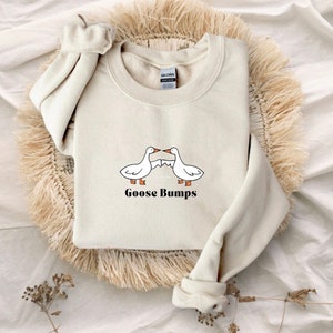 Goose Sweatshirt, Funny Goose Sweater, Goose bumps, Animal Shirt, Animal Sweatshirt, Silly Shirt, Womens Sweaters, Boho Hoodie