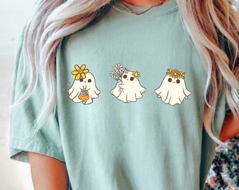 かわいいゴーストシャツ、花柄ゴーストシャツ、心地よい色、ボヘミアンゴーストTシャツ、ハロウィンゴースト、面白いゴースト、秋シャツ、不気味なゴースト