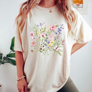 WildFlower Spring Tee Spring Floral Shirt Boho Flowers Shirt Gardening Shirt Gift for women Wild flowers shirts