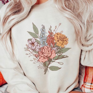 Personalized Birth Flower Bouquet Sweatshirt, Sweater, Birth Flower Sweater Shirt, womens sweatshirts, Plant Lover Gift Gift for mom