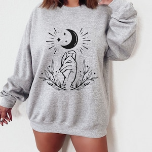 Mystical Moon Sweatshirt, Graphic Crewneck, Oversized Sweatshirt, Graphic Sweatshirt, S-5X, Unisex Fit, Witchy