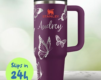 Schmetterling Stanley Tumbler Benutzerdefinierter Name Laser geätzte Thermotasse Personalisierte Geschenk für sie Geburtstagsgeschenk Brautjungfer Geschenke 40 Oz Quencher