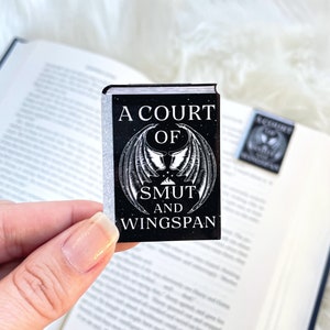 ACOTAR Bookmark, ACOTAR merch, ACOTAR Inspired magnetic Bookmark, A Court Of Smut and Wingspan, Gift for Book Lover, Booktok, Bookish Gifts