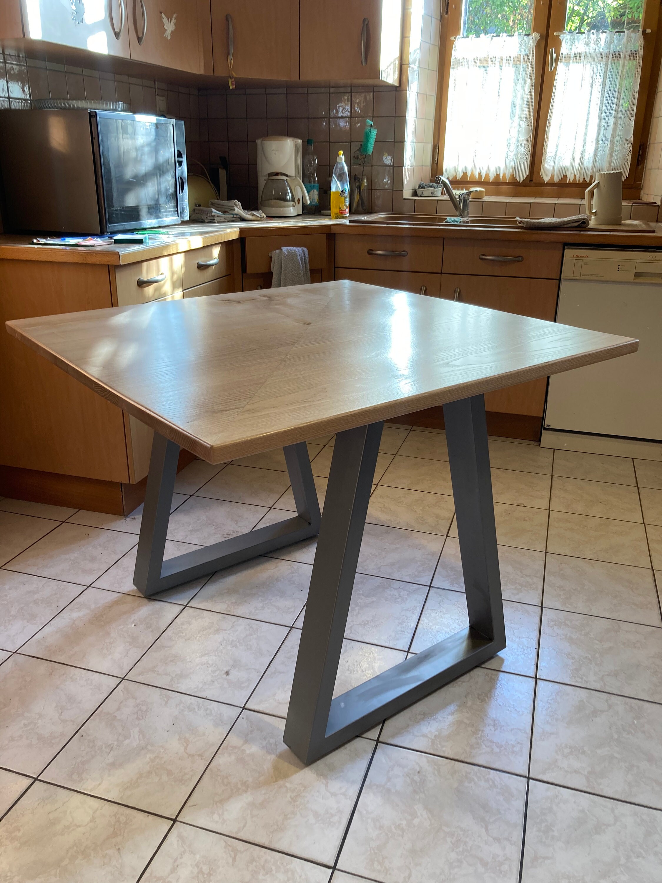 Table type industriel