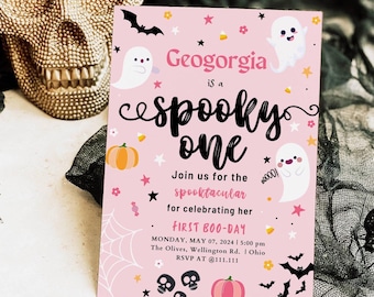 編集可能な不気味なハロウィーンの誕生日招待状 ピンクのハロウィーンのかわいい幽霊の1歳の誕生日の招待状 不気味な1歳の誕生日の不気味なパーティーDIY