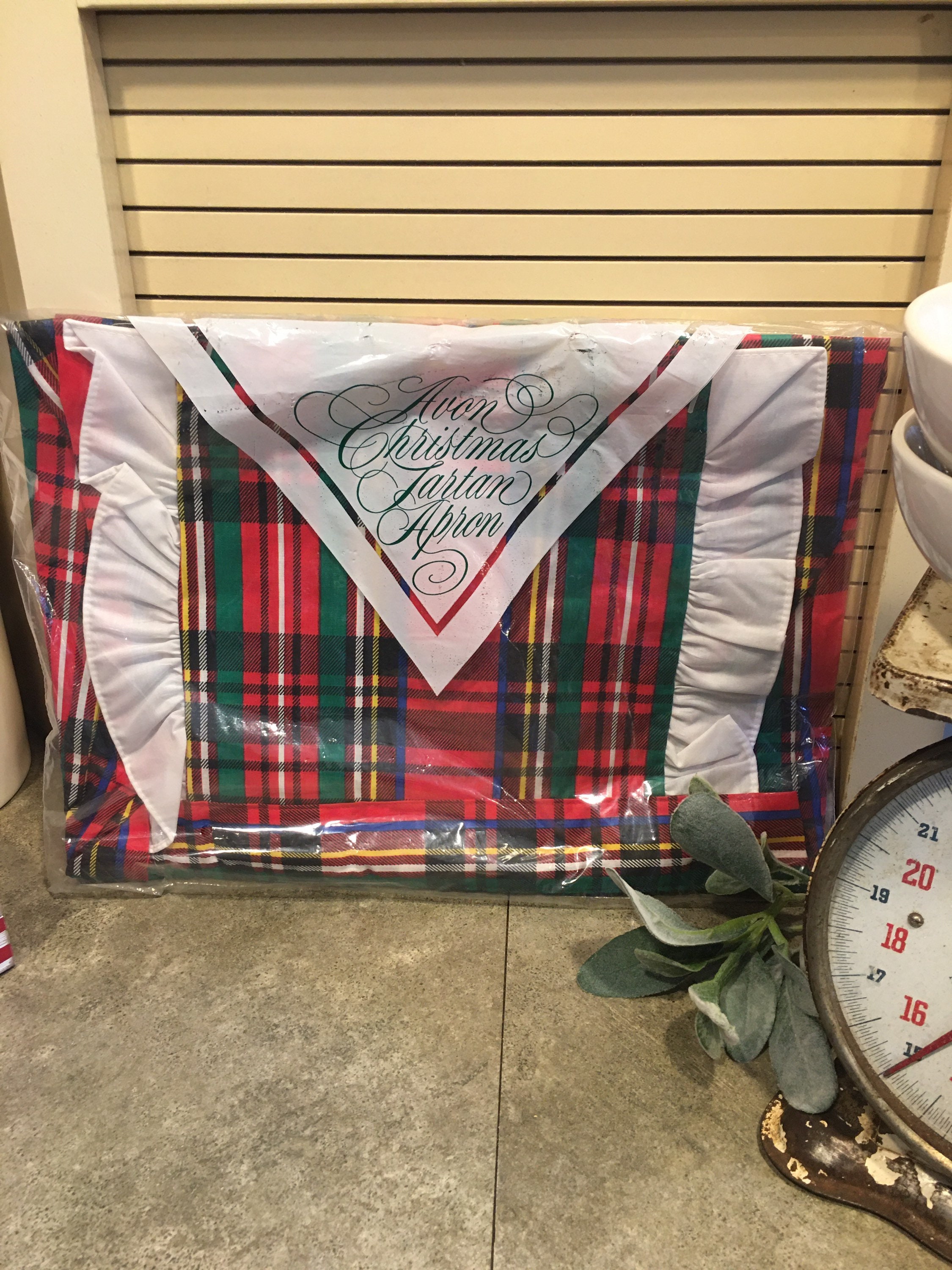 Delantal de tartán navideño de Avon | Etsy