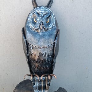 Hand-Forged Metal Owl Sculpture – Garden or Wall Decor – Iron Owl Art – Unique Rustic Bird Statue – Outdoor Yard Ornament