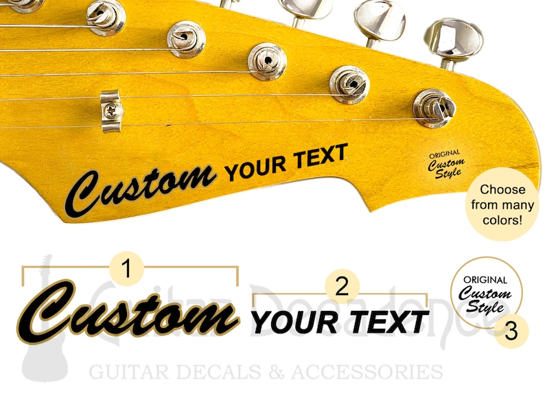 K&ouml;nnte beinhalten: Ein Gitarrenkopf-Aufkleber mit dem Text "Custom YOUR TEXT" in schwarzer Schrift. Der Aufkleber ist auf einem gelben Gitarrenkopf abgebildet. Der Aufkleber ist in verschiedenen Stilen und Farben erh&auml;ltlich.
