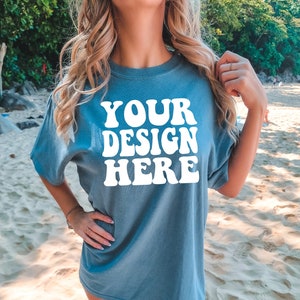 Comfort Colors C1717 Blue Jean Shirt Maquette | T-shirt Blue Jean | Maquette surdimensionnée | Maquettes de modèles | Confort Couleur Chemise Mock | Plage d’été
