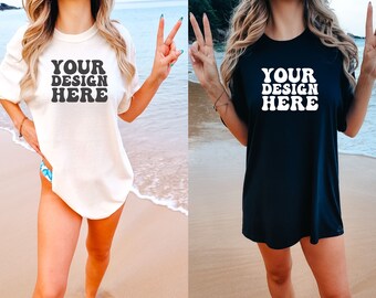 Comfort Colors C1717 Ivory Shirt Mockup | Czarny T-shirt grupowy Oversized Mockup | Podwójny model Tee Mock Up | Makiety dla par | Letnia plaża