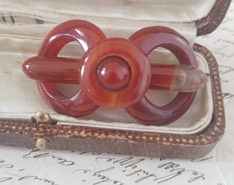 Antique Victorian 19th Century Carved Carnelian Banded Agate Brooch Pin