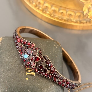 Antique Victorian Tombac Bohemian Garnet Bangle Bracelet Late XIXth Century