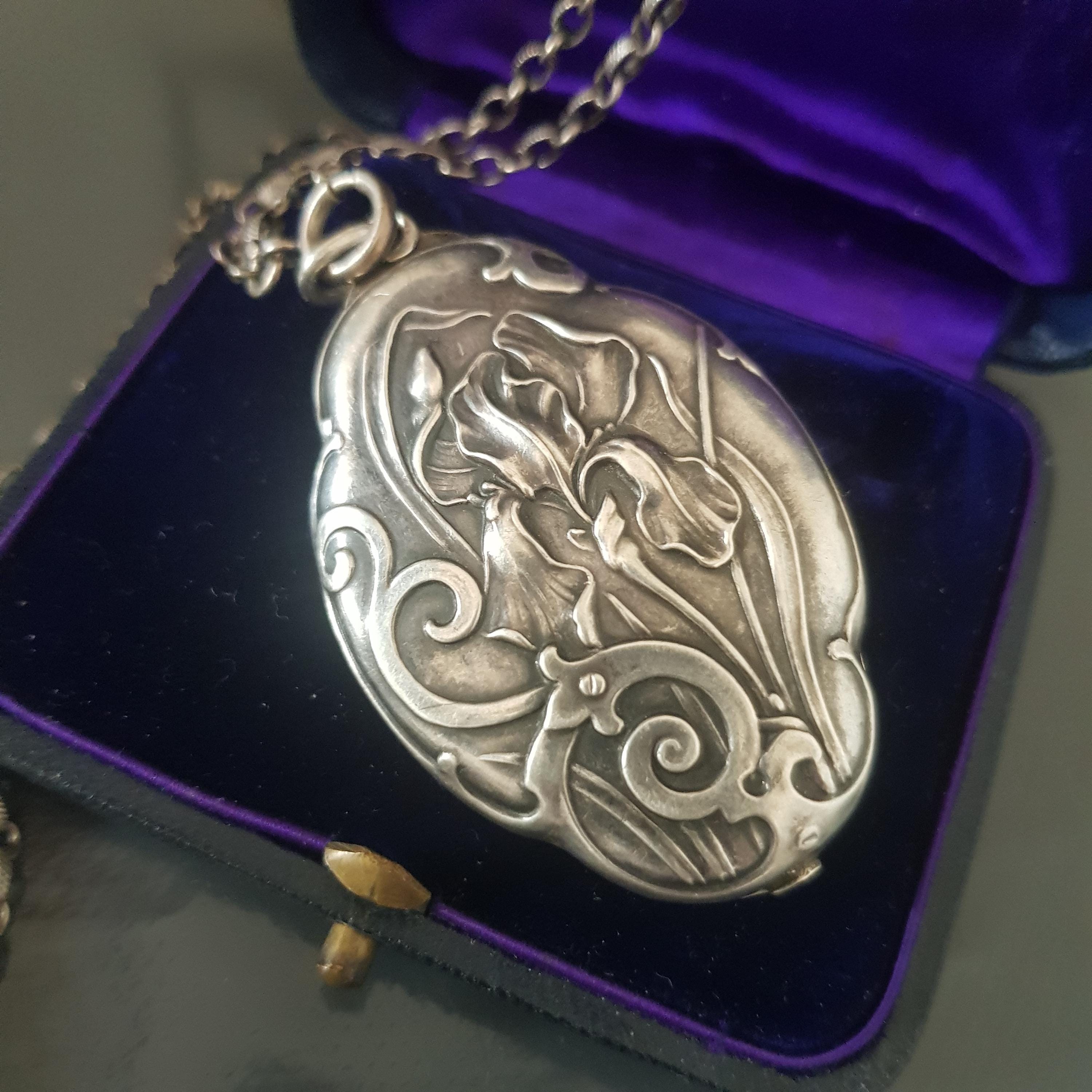 Grand Pendentif Art Nouveau - Métal Argenté Et Marcassites - Style 1900 - Bijou Vintage