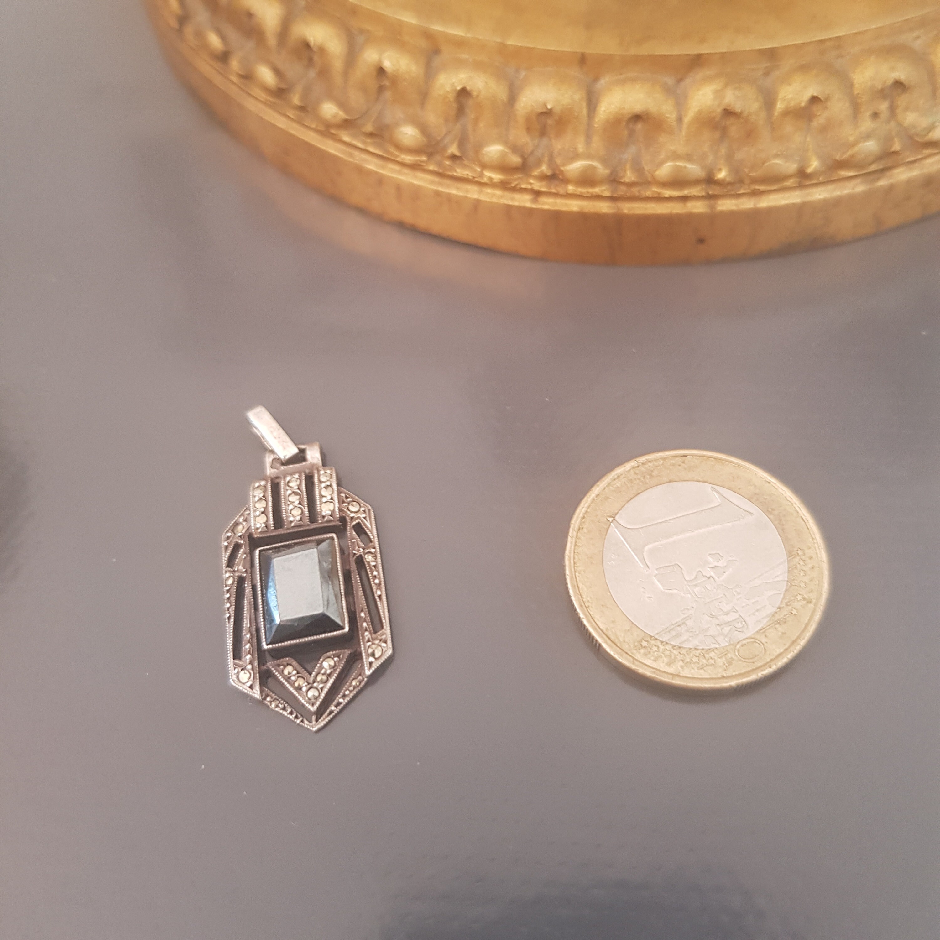 Colliers et pendentifs de pierre précieuse marcassite marcassite