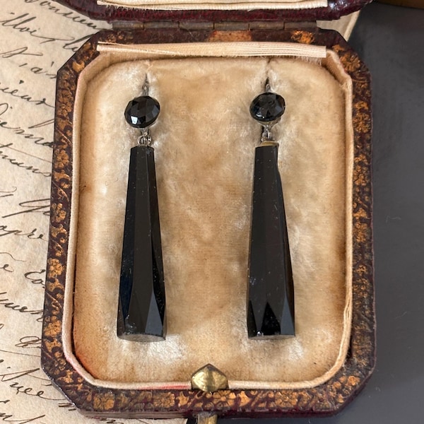 Antique French Art Deco Silver French Jet Glass Drop Earrings C 1920