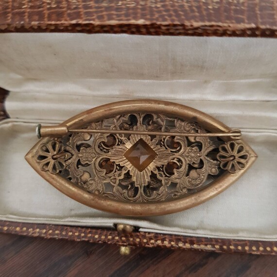 Belle Broche Vintage Cigale En Lucite, Style Art Déco Années 1930 - Porte-bonheur Rétro