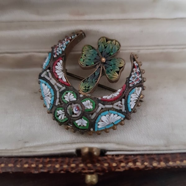 Ancienne Broche Croissant Trèfle En Micro Mosaïque  Souvenir De Grand Tour Italie XIXème Siècle Bijou Victorien