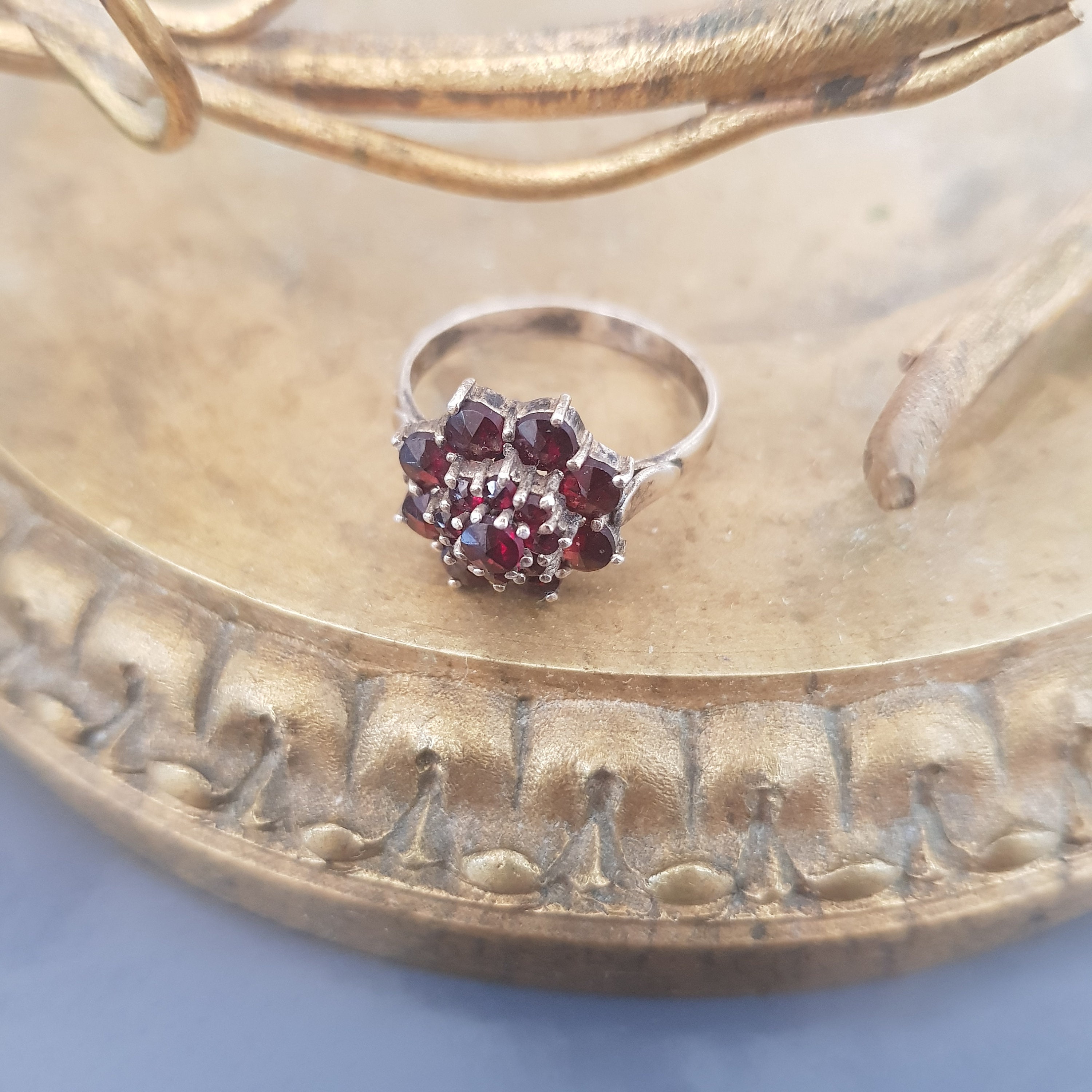 1920s Garnet Ring - Etsy Canada