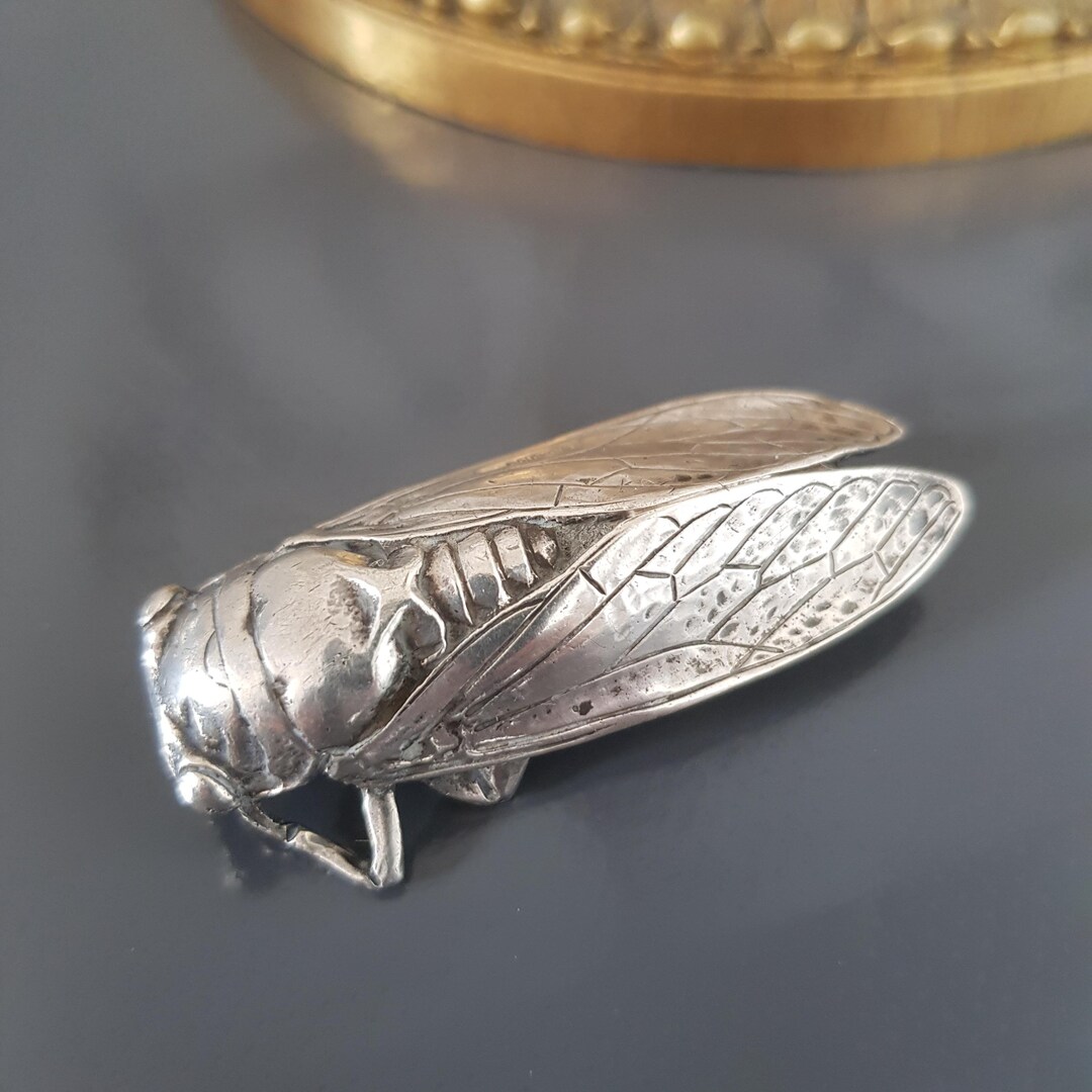Broche Ancienne Cigale Dorée - Style Art Nouveau - France - Laiton Doré - Occasion Bon état