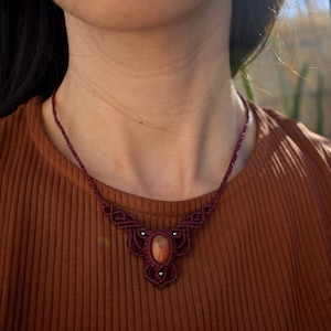 Macrame Necklace with Orange Aventurine| Boho Pendant with Healing Stone| Summer Necklace