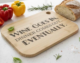 Lustiges graviertes Bambus Schneidebrett - Wein-Liebhaber Geschenk, Procrastinators ideales Geschenk