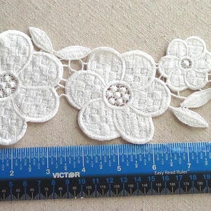 Floral Applique 9 1/2 in. Pair