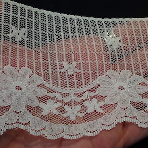 White Lace- Abigail