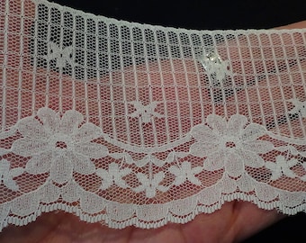 White Lace- Abigail