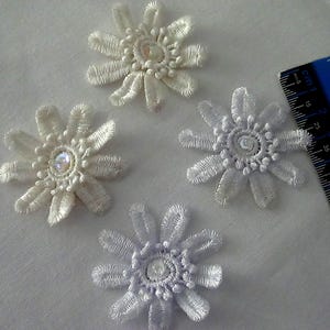 Small Raised Flower Applique- 5 pieces