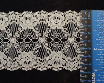 Off White Lace- Ursula