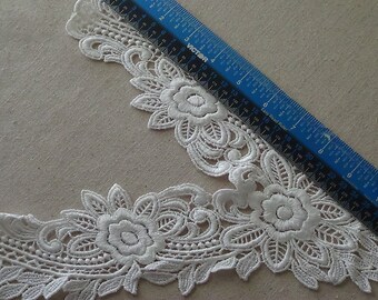 Applique Collar 12 in.