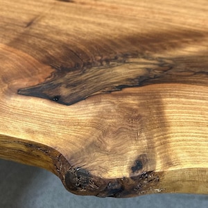 Handgemaakte notenhouten salontafel - 90 x 40 cm - Swiss Made