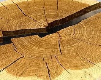 Cracked oak coffee table - Cookie slab tree slice - Diameter  65 cm - Swiss Made